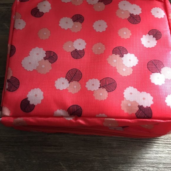 TRAVEL ORGANIZER - Picture 4 of 4